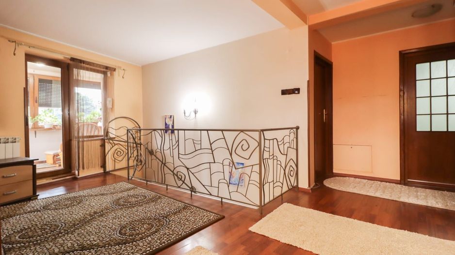 URGENT!, SOLIDA, CONSOLIDATA, BINE COMPARTIMENTATA, CURTE, NEGOCIABIL - Poză 16