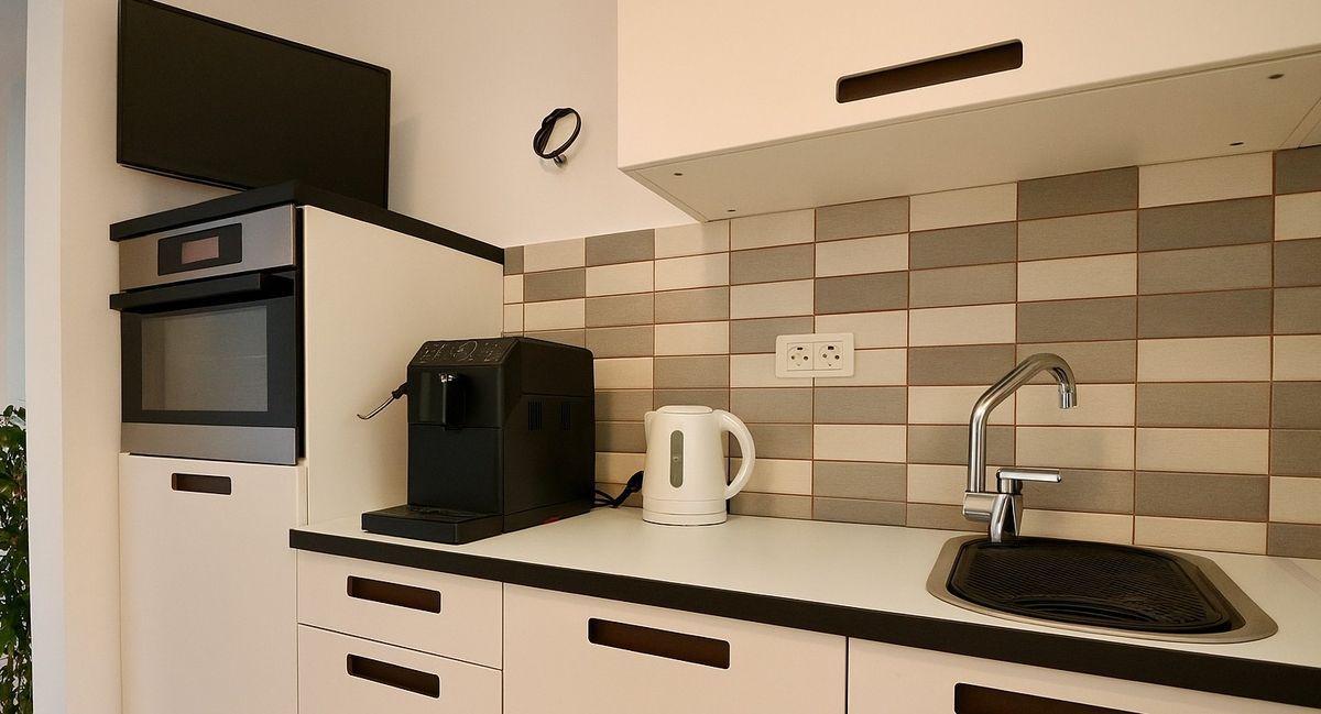 APARTAMENT PREMIUM | SEMIDECOMANDAT | VICTORIEI - Poză 3