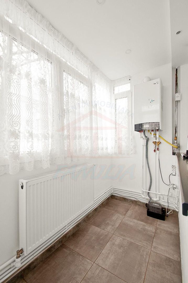 Apartament modern 3 camere de vânzare – Tiglina 1, Galați - Poză 9