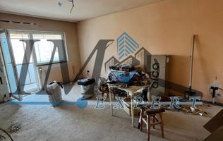 Apartament semi renovat de vânzare in Sebeș