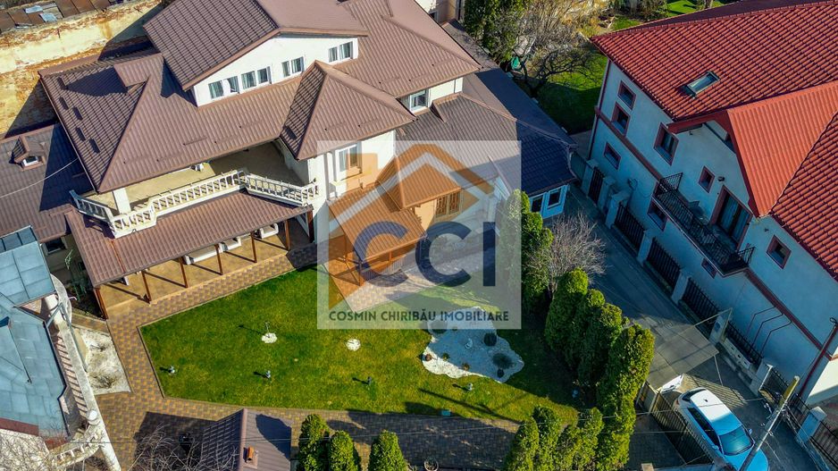 Proprietate exclusivistă ultracentrală -eleganță, spațiu și rafinament - Poză 3