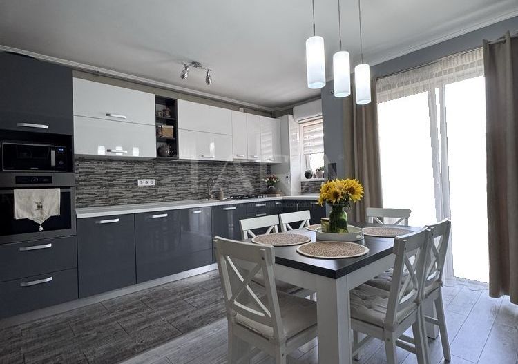 Apartament confortabil de 3 camere – Florești, zona Somesului. - Poză 2