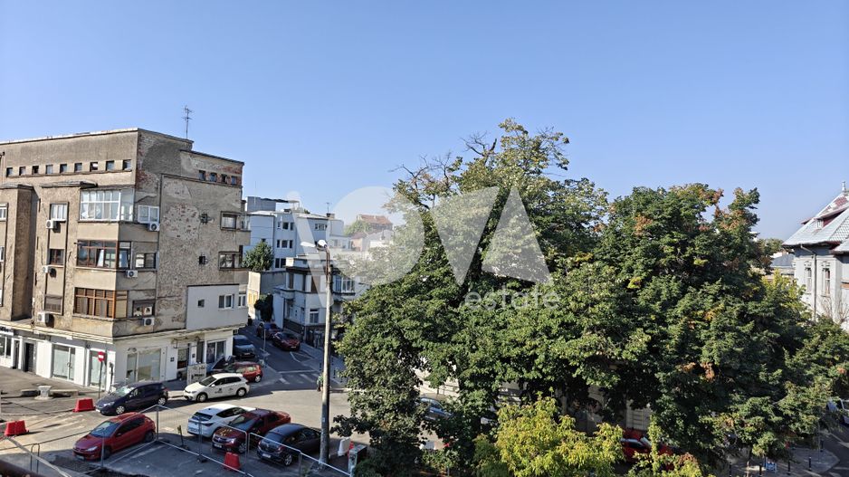 De vânzare apartament 3camere - str. Plantelor - central - Poză 21