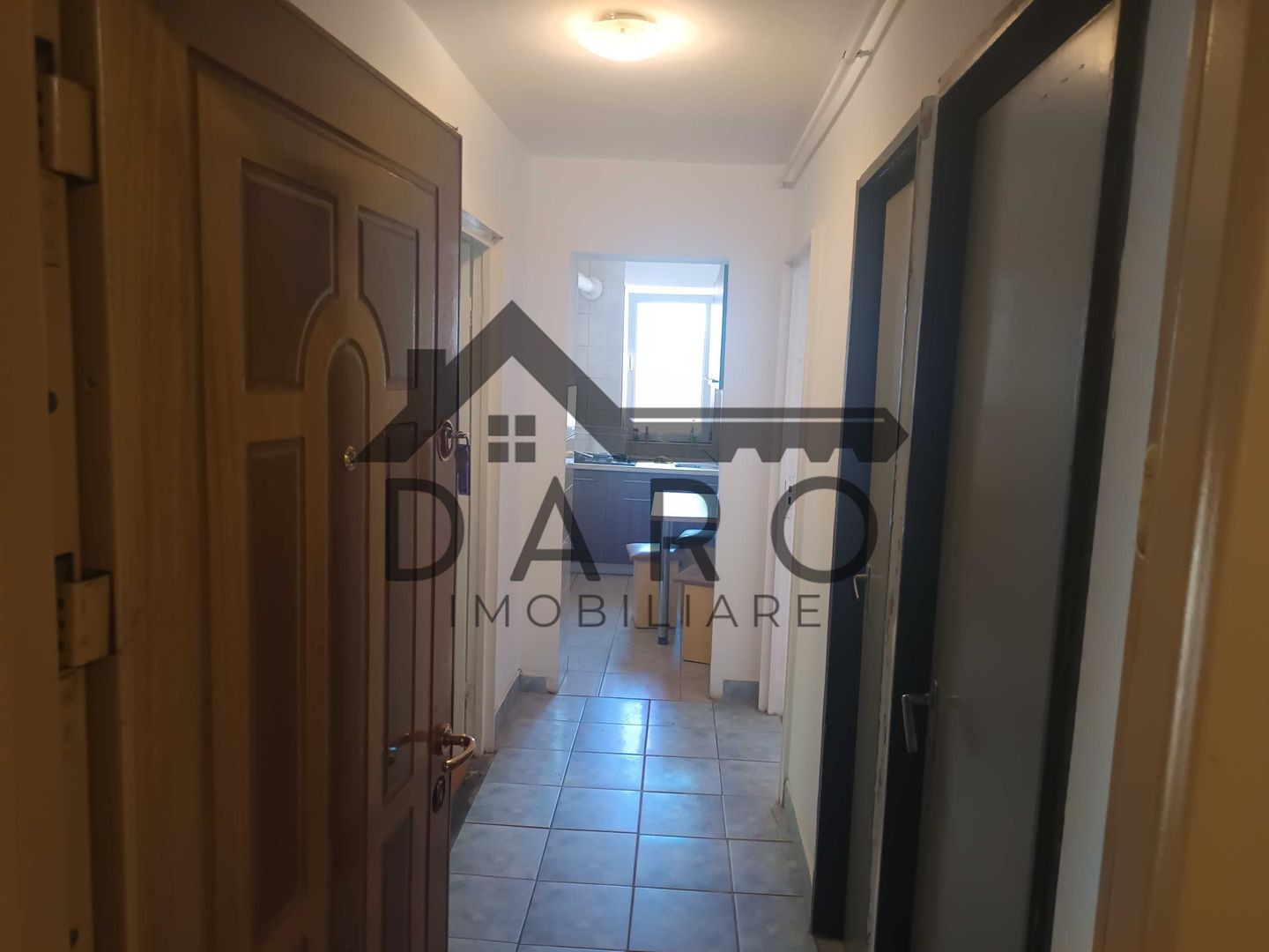 Apartament de închiriat - Poză 1