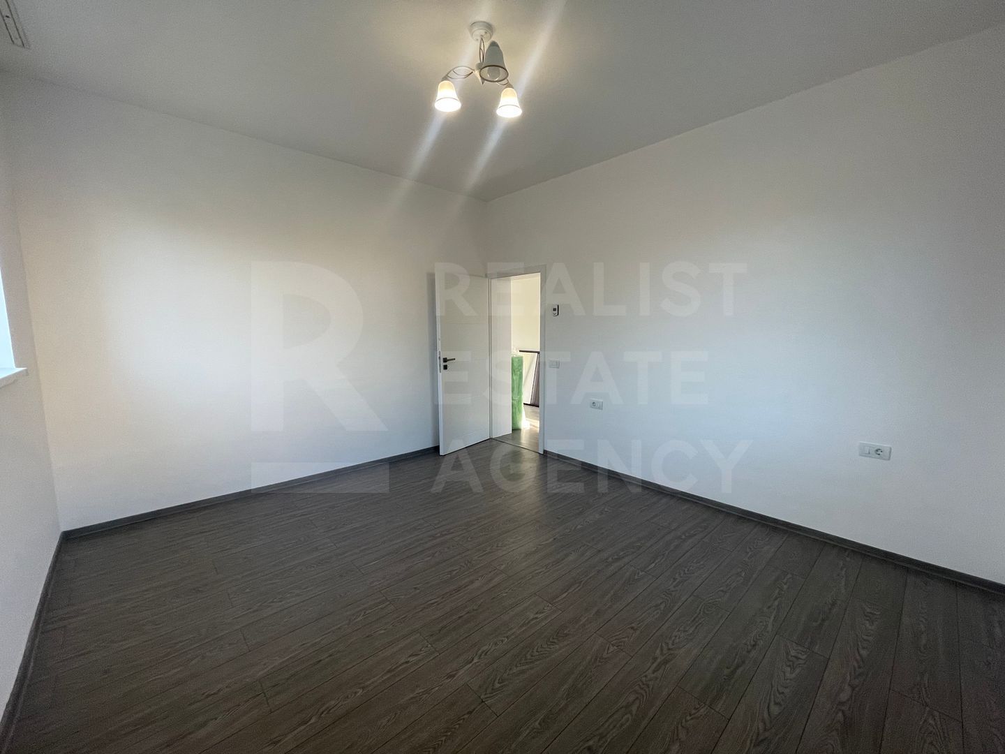 Vânzare, casă, 3 camere, localitatea Vorovești, Iași - Poză 6