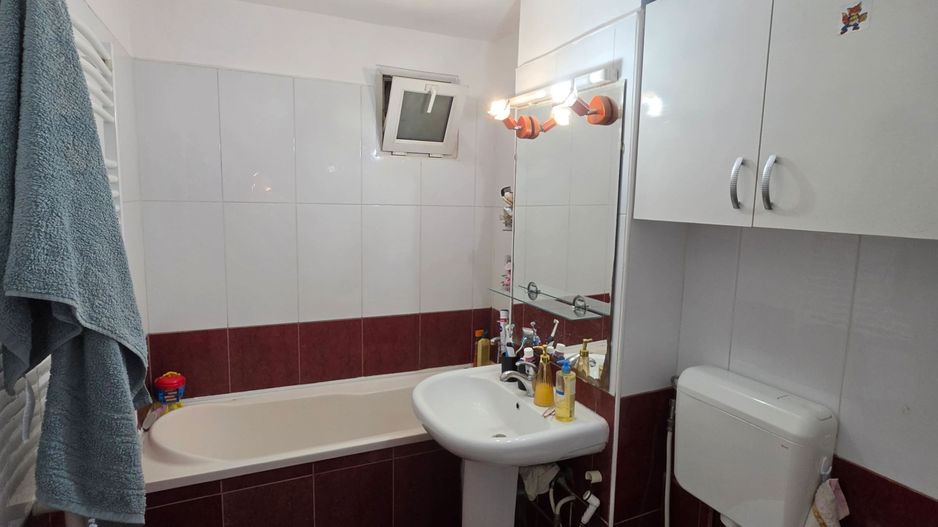 Vand apartament cu 4 camere aproape de centru - Poză 10