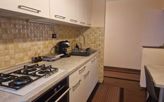 Apartament cu 2 camere decomandate, zona Între Lacuri. - Poză 1