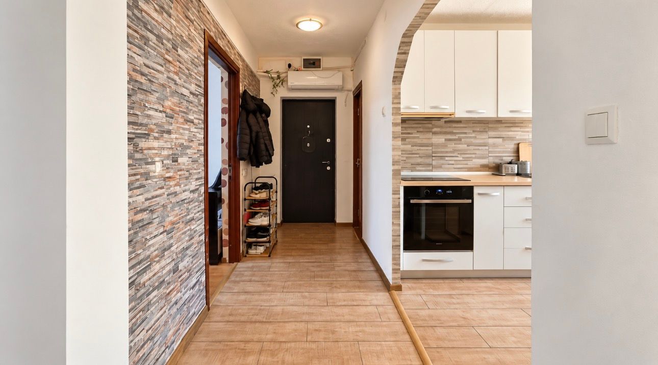 Apartament cu 3 camere, Decebal - Poză 2