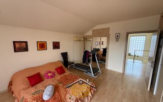 Casa P+1 cu garaj si 950 mp teren in Simnicul de jos -  Comision 0% - Poză 10