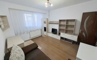 De inchiriat apartament cu 2 camere,  zona Spitalul judetean, et. 2, 450 E - Poză 1