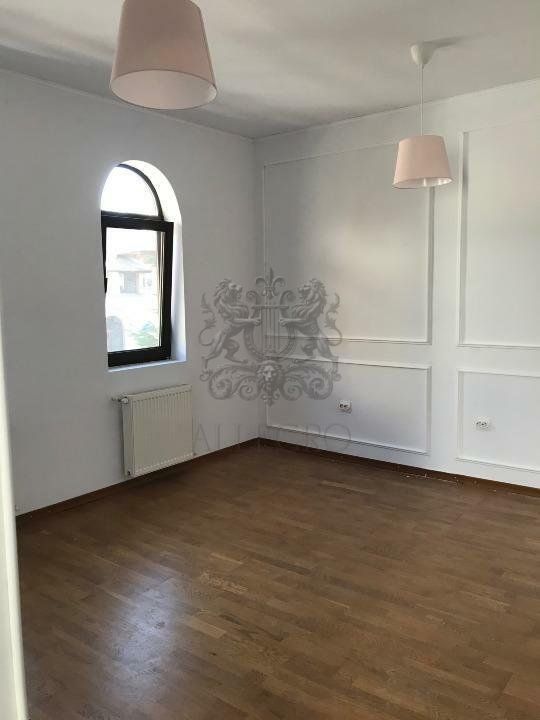 Vanzare | Vila Aviatorilor | 8 Camere | 287 mp - Poză 11