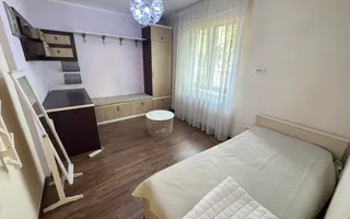 3 camere zona Complex Studentesc etaj 1  CENTRALA PROPRIE, curte - Poză 17