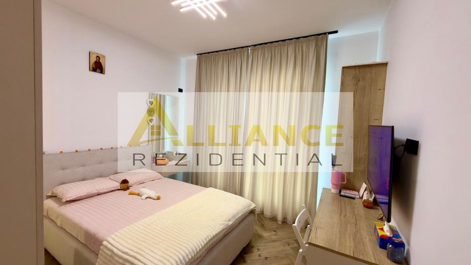Str. Gradinari - 4 camere - 442 mp teren - mobilata si utilata lux - Poză 17