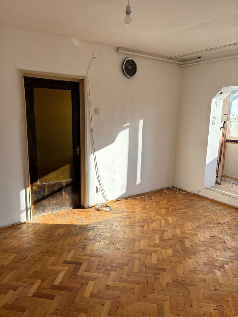 APARTAMENT 2 CAMERE RAHOVA MARGEANULUI - Poză 6