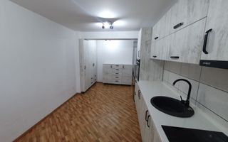 Garsoniera de vanzare zona Eroii Revolutiei - Poză 10