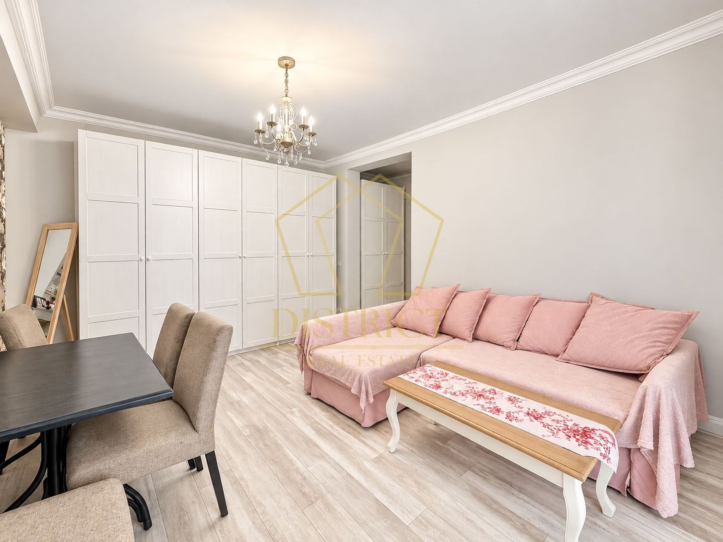 Apartament cu 2 camere | bucatarie inchisa | gradina de 45 mp in Giroc la asfalt - Poză 3