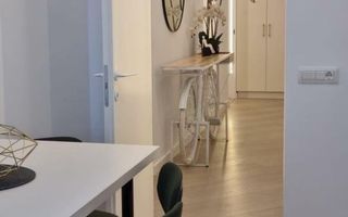 Cortina North, Particular - Poză 10