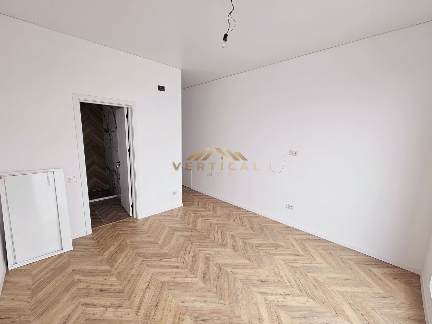 Casa individuala la iesire in comuna Berceni - Poză 7