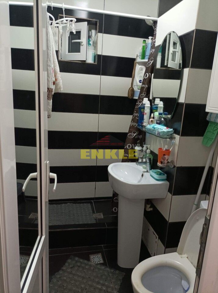 Apartament 3 camere, zona Primaverii, etaj 1 - Poză 6