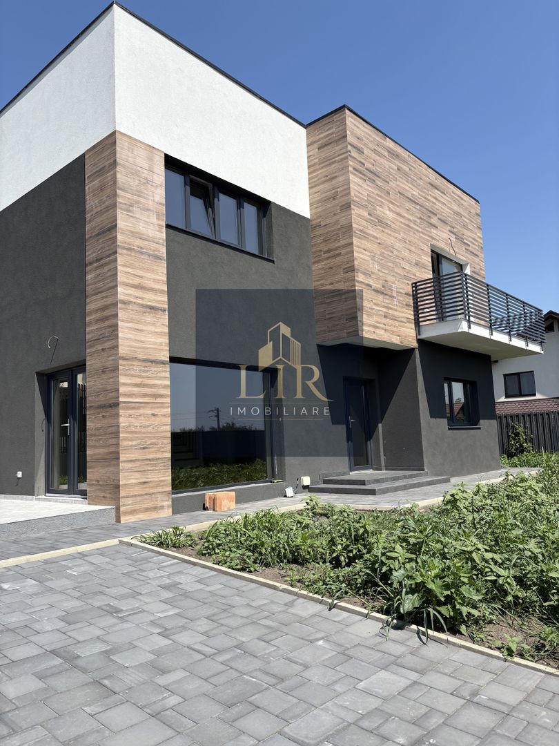 Vila P+1 într-un complex exclusivist- Miroslava- Iasi - Poză 1