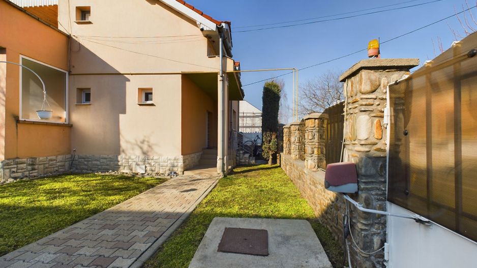 Casă spațioasă în zona Blașcovici, Timișoara - Poză 27