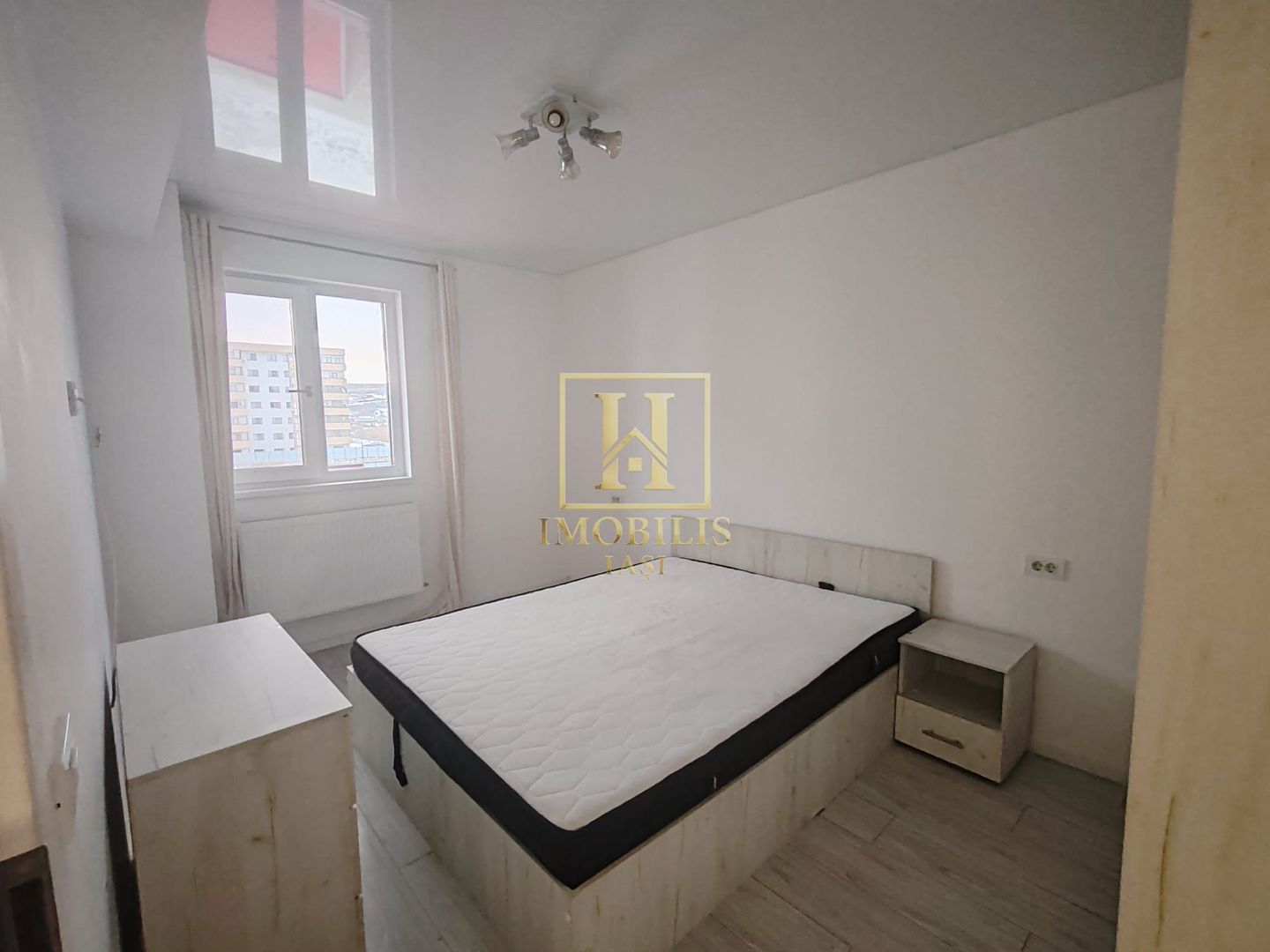 Apartament 2 camere 42 mp + loc parcare Bucium Visan 350 euro - Poză 1