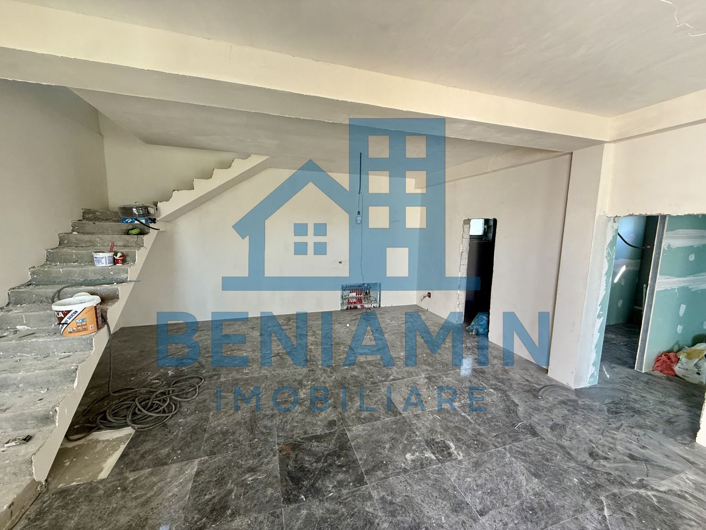 Vila Moderna-Hanul Doctorului-184mp-Finisaje Lux-La cheie-Teren 300mp - Poză 3