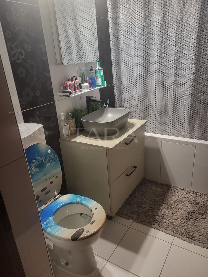 Apartament de vanzare, 2 camere, Plopilor - Poză 5
