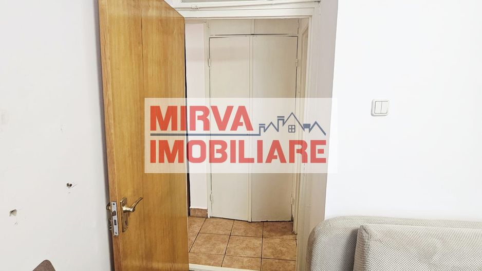 Apartament 2 camere Ultracentral, mobilat, utilat, decomandat - Poză 16