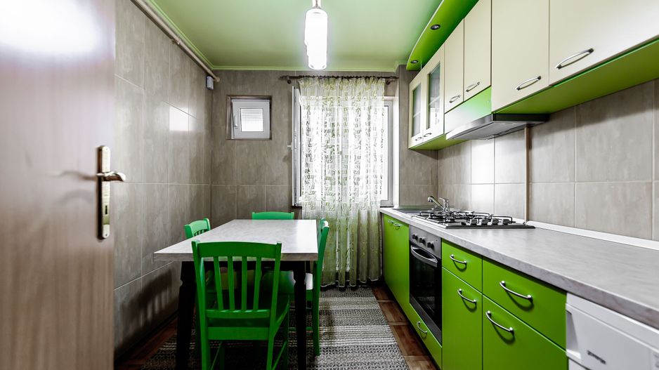 Apartament 3 camere "la cheie" - Revolutiei - COMISION 0% - Poză 3