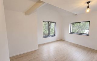 Apartament cu 2 camere 56,40 mp + 30 mp pod - Busteni cartier Zamora - Poză 1