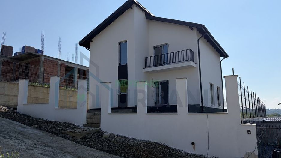 Vila cu 4 camere în Aroneanu, Iași – 500 mp teren, la cheie - Poză 5