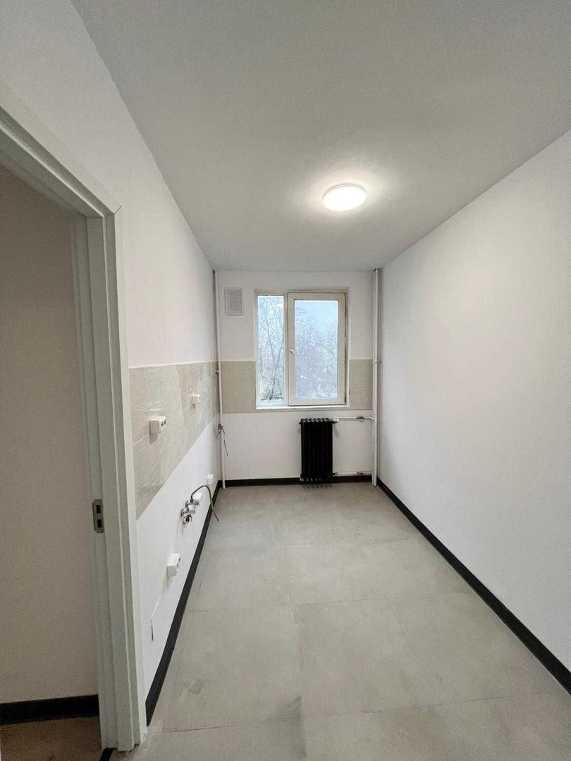 Vanzare apartament 2 camere Zona Drumul Taberei - Poză 4