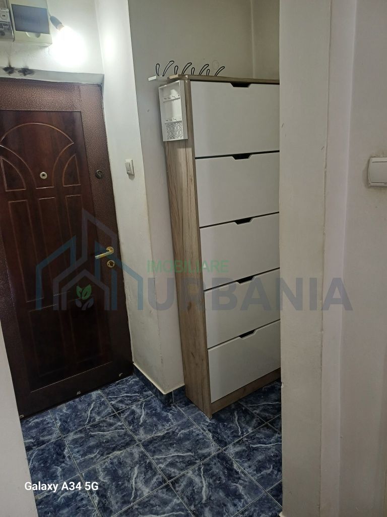 Apartament 2 camere decomandat – Alexandru cel Bun, etaj intermediar, centrală termică proprie - Poză 3