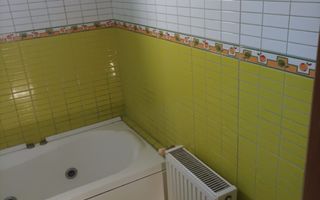 Apartament 3 camere, 70 mp, decomandat, în zona Nicolina - Poză 6