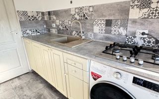 Ocazie Garsoniera Spatioasa Trapezului - Poză 2