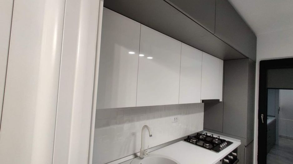 Inchiriez garsoniera Exigent Plaza 500€ Proprietar - Poză 2