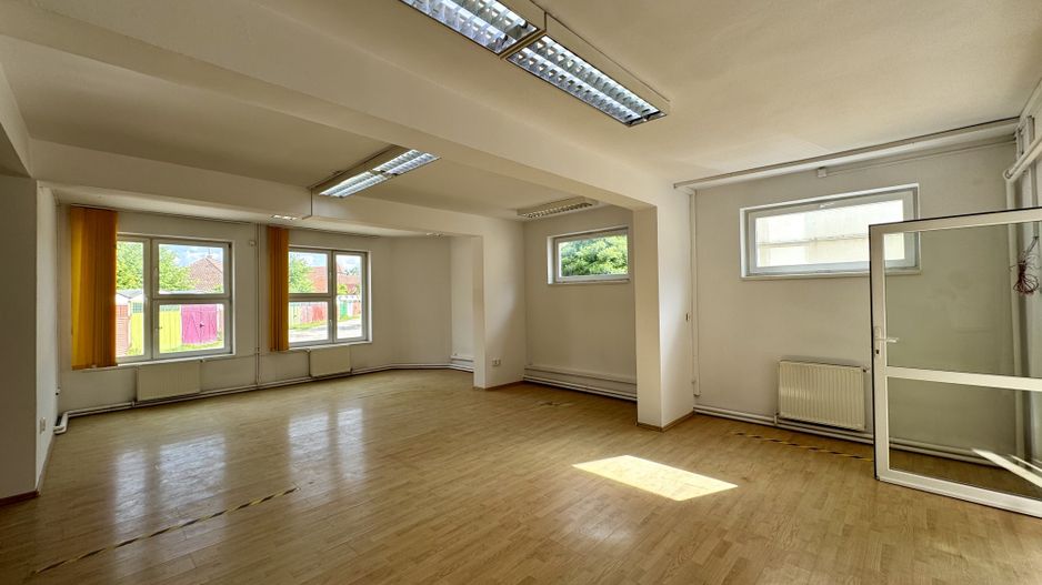 Închiriere Spațiu Comercial | Sfântul Ghoerghe Central - Poză 2