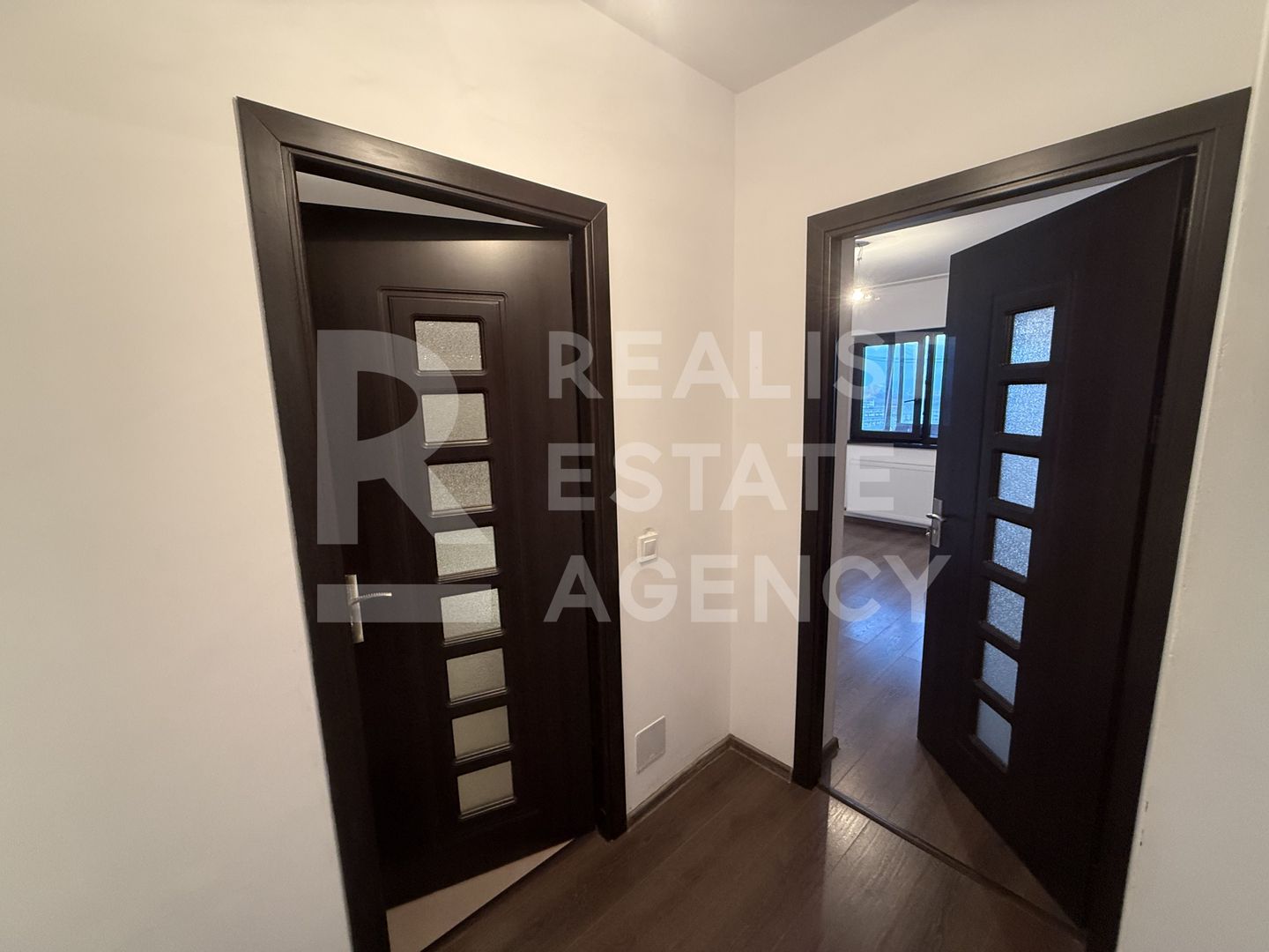 Apartament 2 camere de vânzare,  Valea Lupului, Iași - Poză 2