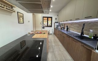 Vilă individuală/poziție avantajoasă în Dumbrăvița! - Poză 14