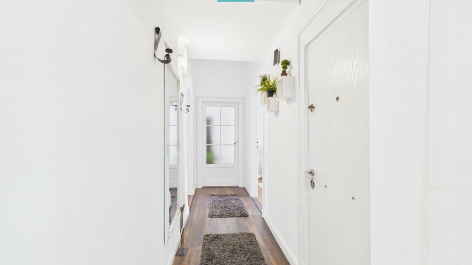 Apartament spațios în clădire ultracentrală - Poză 2