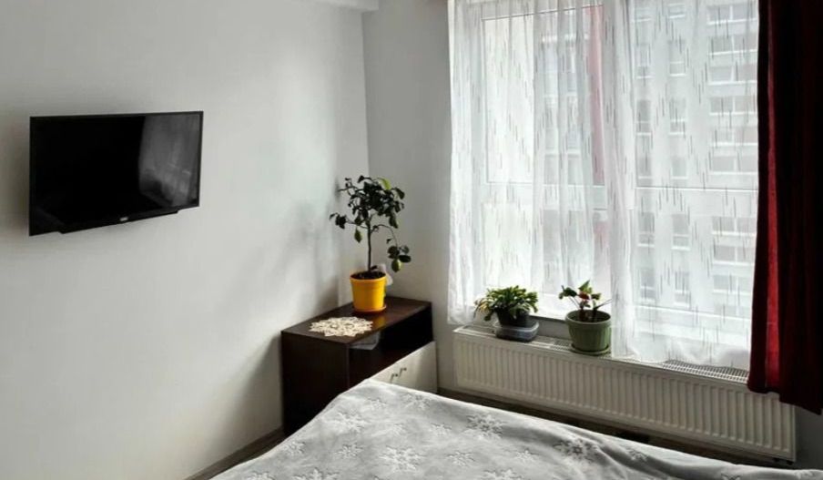 2 camere luminos cu parcare și boxă deal pentru locuire sau investiție - Poză 6