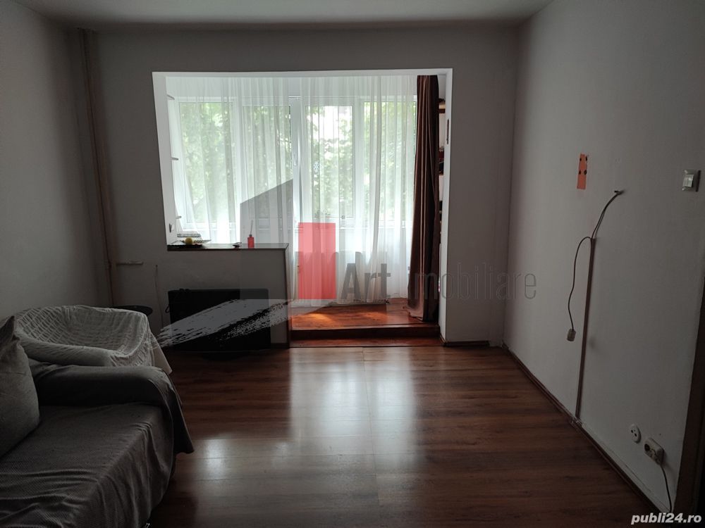 3 Camere Vitan - Poză 2