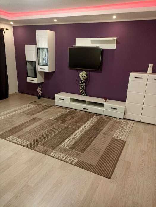 BRASADAS vinde ap 3 camere, zona soarelui etaj 1/4. - Poză 1