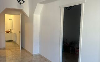 Spatiu Comercial/Birou Complet Renovate – Zona Terezian, Sibiu - Poză 9