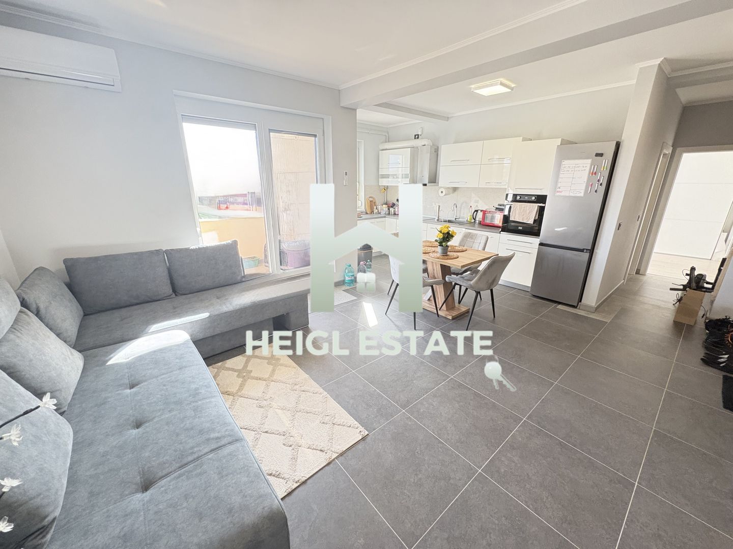 Apartament cu 2 camere in zona Lidl - Poză 1