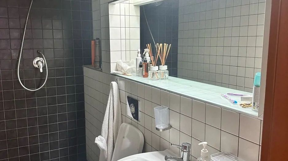 Vanzare Apartament 3 Camere cu Centrala la 2 minute de Mall Vitan - Poză 5