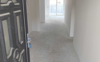 Casa pe partner de vanzare - Poză 3