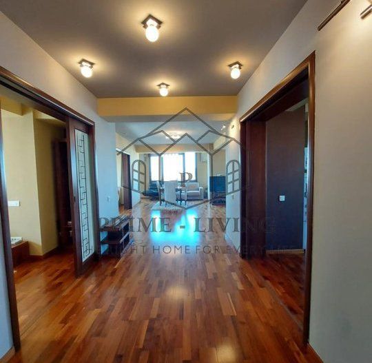 APARTAMENT CU 3 CAMERE, ULTRA-CENTRAL SI FOARTE SPATIOS LA VANZARE - Poză 11