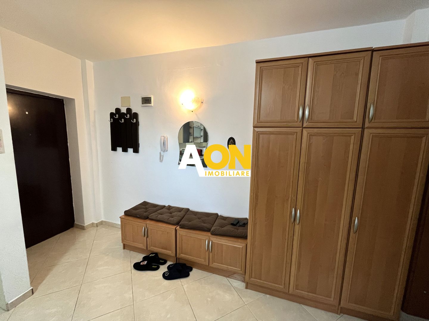 Apartament cu 2 Camere, Bloc Nou, Lift, Zonă Ultracentrală - Poză 8